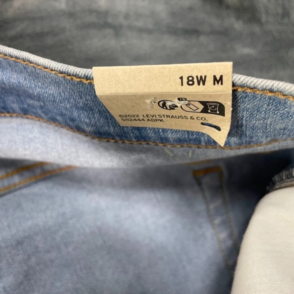 Levis Jeans Womens 18 Blue Denim Pants 725 High Rise Bootcut Stretch Light Wash - Picture 8 of 11
